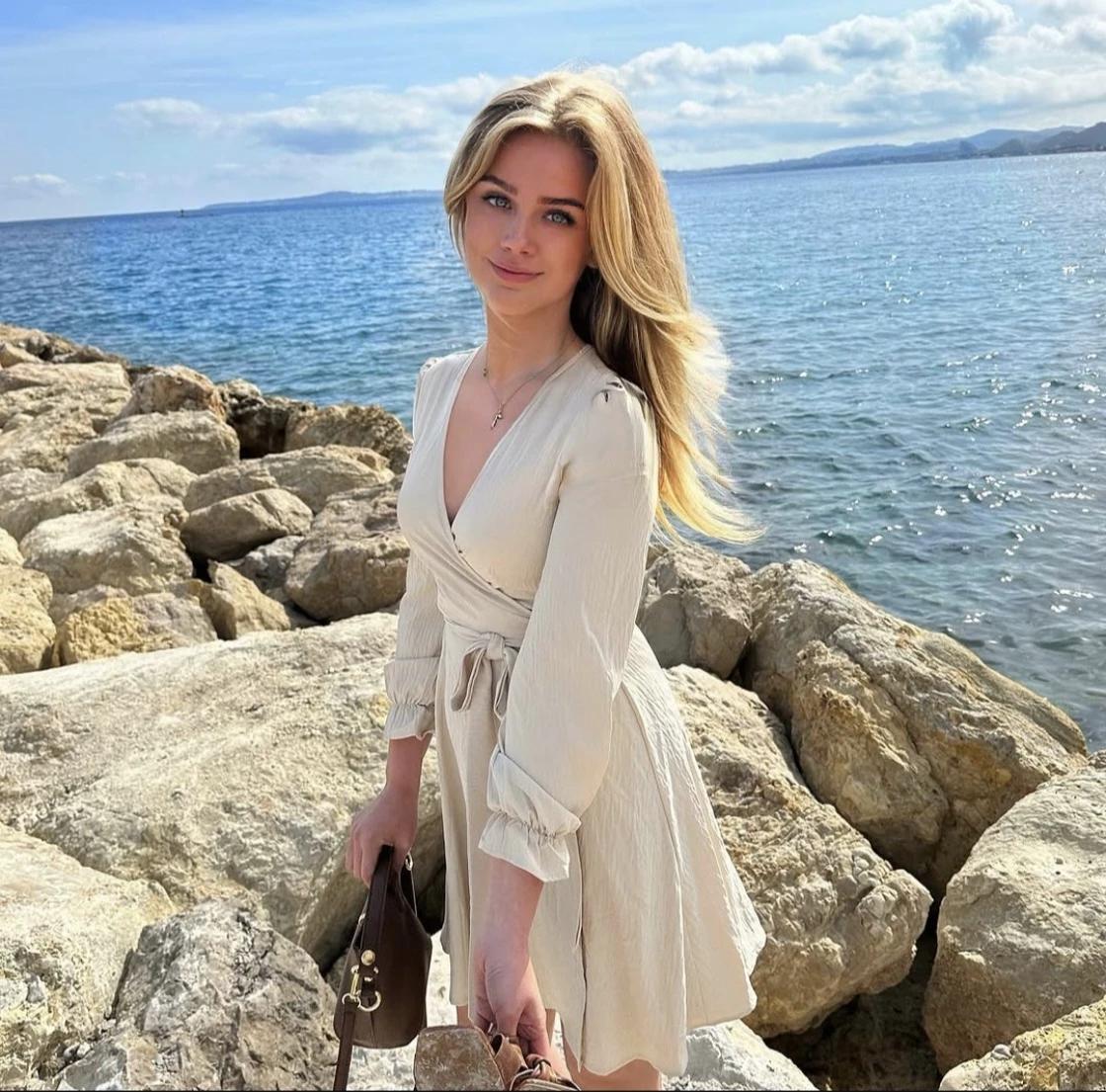 Eva Vlaardingerbroek thumbnail