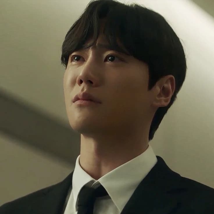 Lee Junyoung. thumbnail