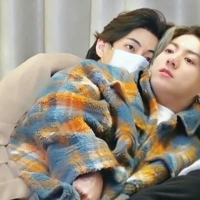 Kim Taehyung thumbnail
