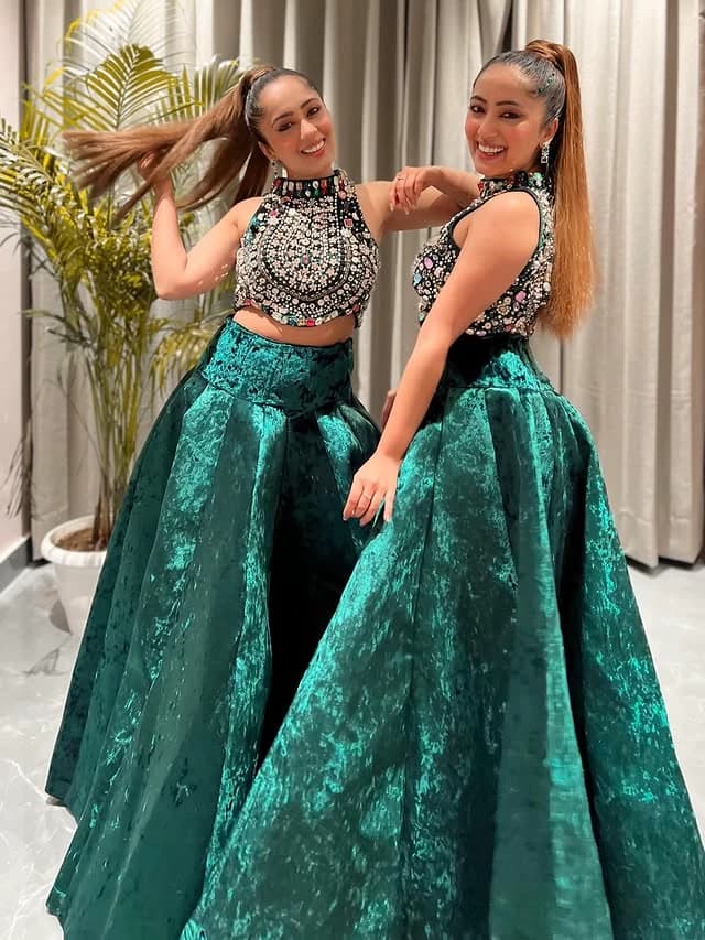 Surbhi and Samriddhi  thumbnail