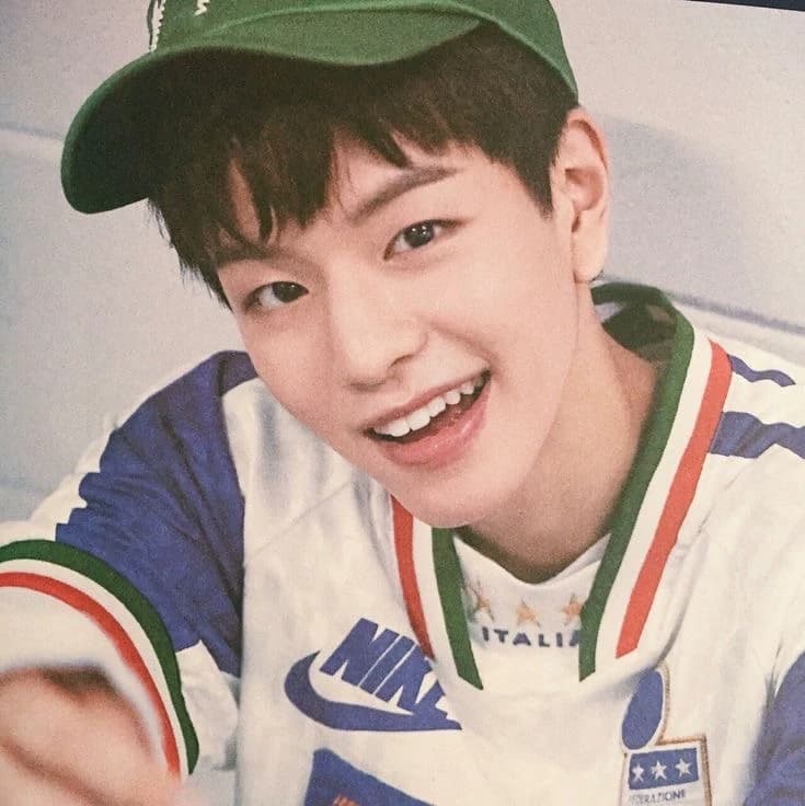 Kim Seungmin  thumbnail