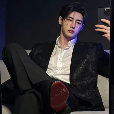 Park Sunghoon thumbnail