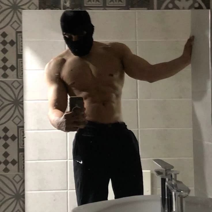 Simón  thumbnail