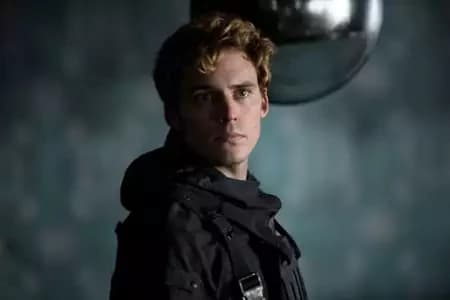 Finnick Odair thumbnail