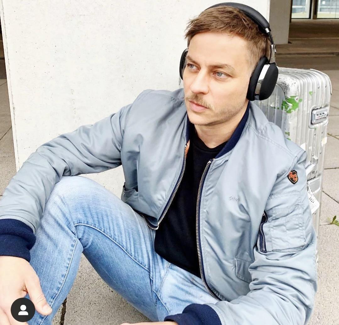 Tom Wlaschiha thumbnail