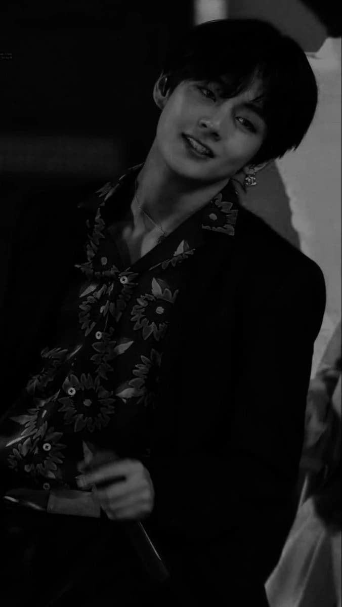 Kim Taehyung mafia boss thumbnail