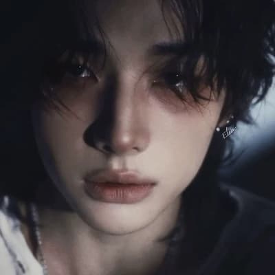 Hwang Hyunjin  thumbnail