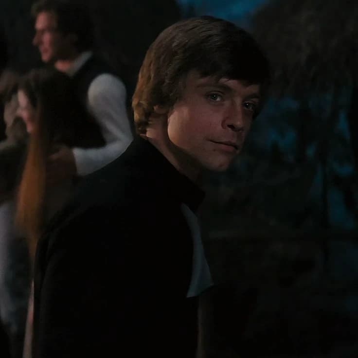 Luke Skywalker  thumbnail