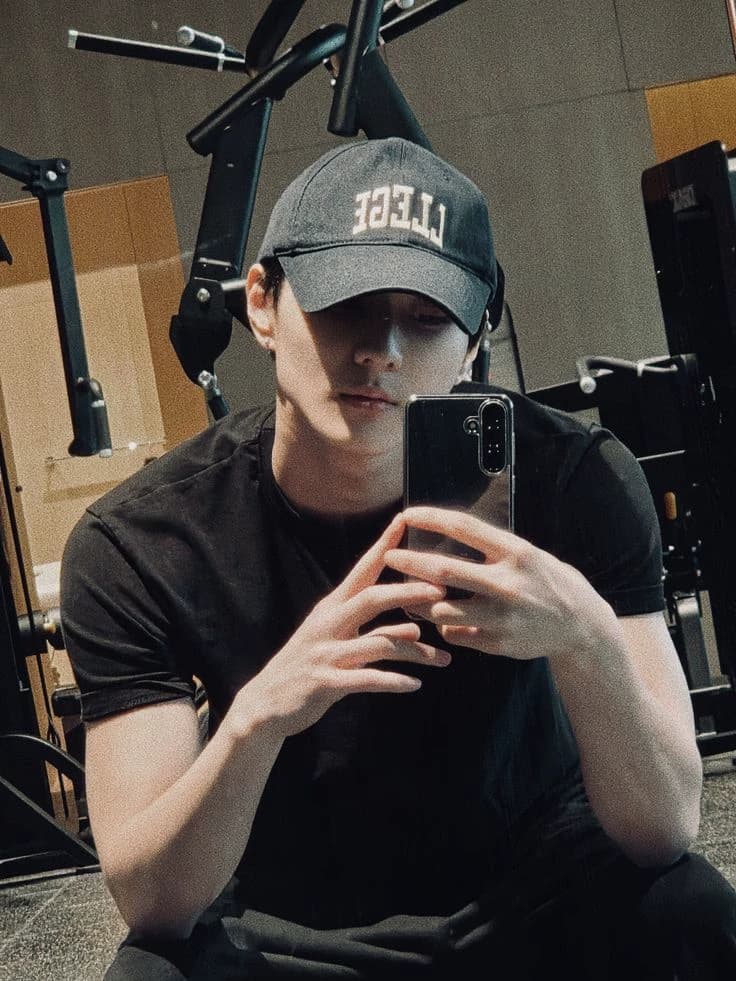 Yang Jungwon thumbnail