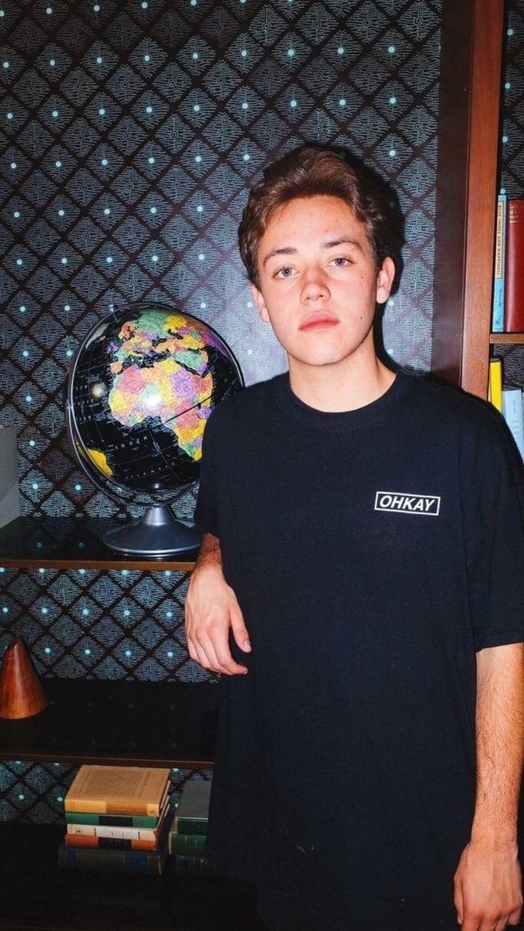 Carl Gallagher thumbnail