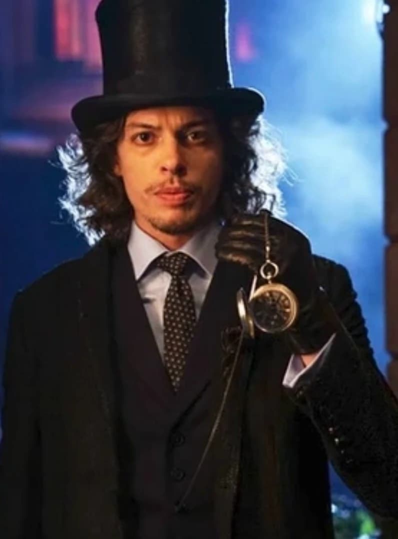 DC Mad Hatter thumbnail