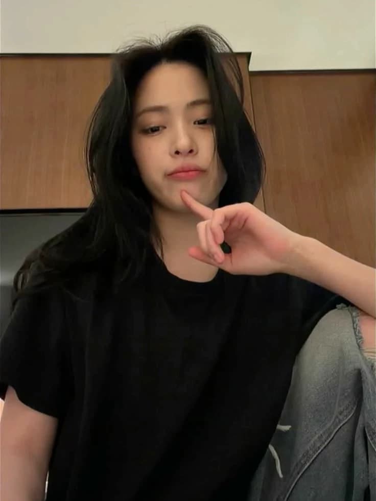 Shin Ryunjin {WLW} thumbnail