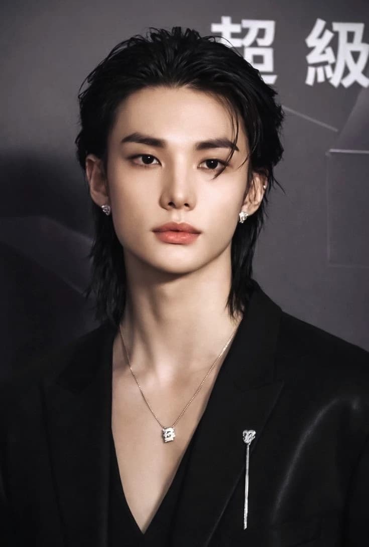 Hwang-Hyunjin-Hyunlix thumbnail