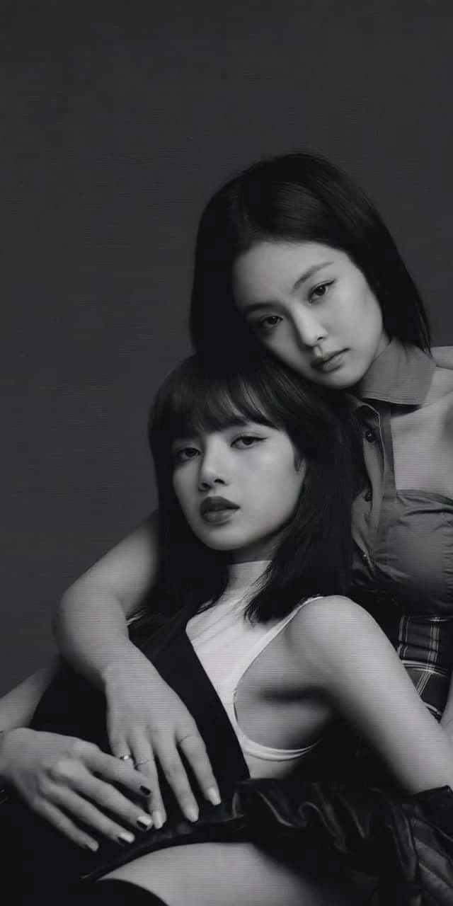 Jennie Kim and Lalisa Manoban thumbnail