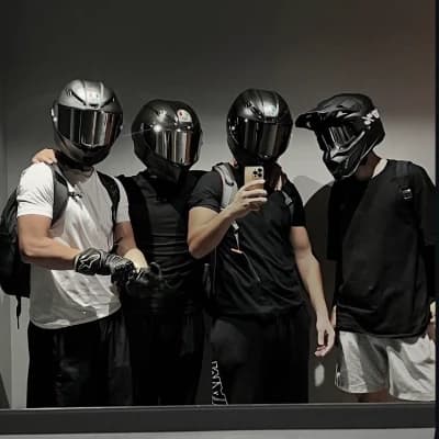 Four bikers (Edward, Bongo, James and Jack) thumbnail