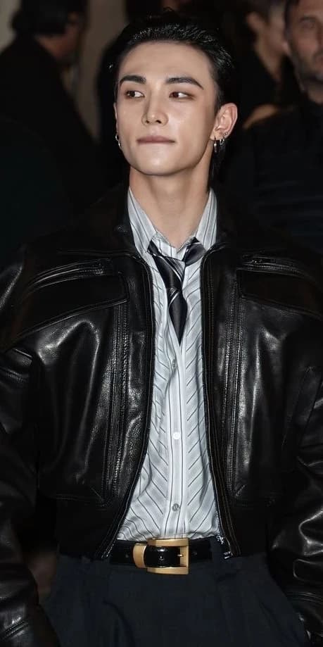 Hwang Hyunjin thumbnail