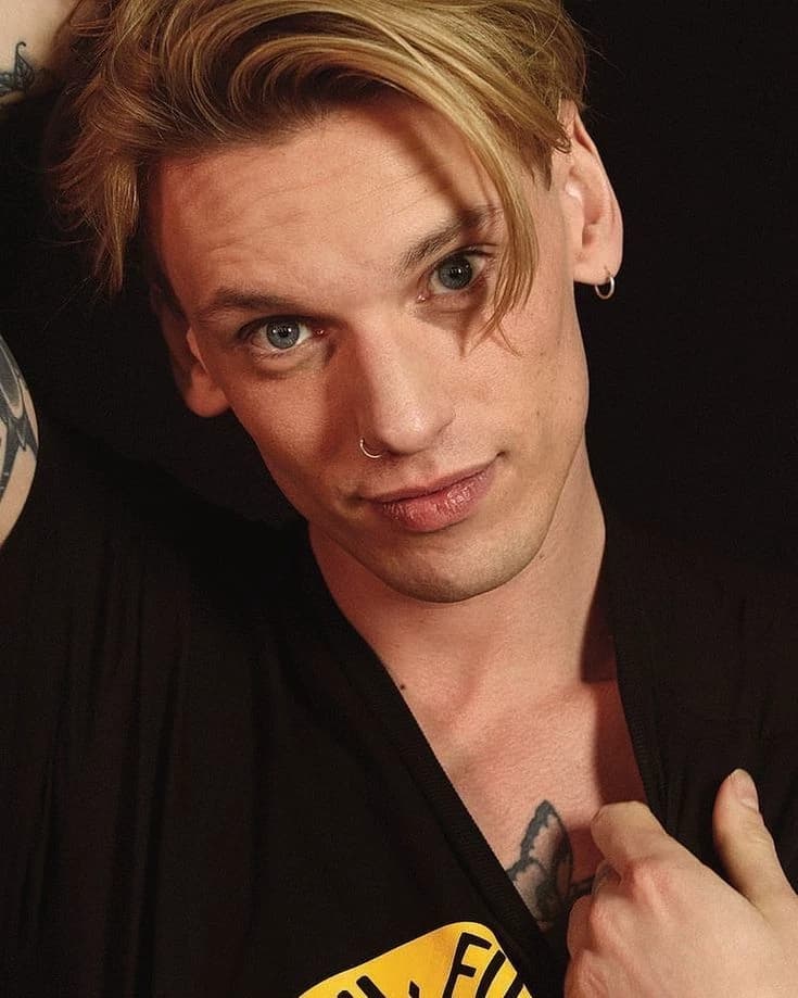 Jamie campbell bower  thumbnail