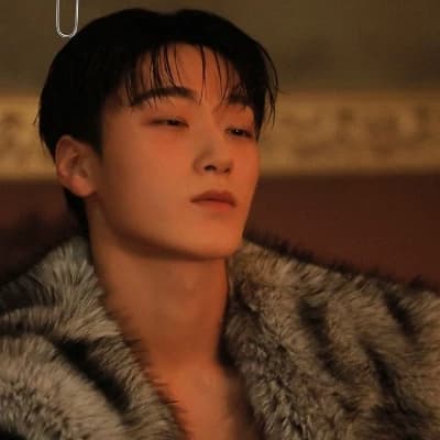 Choi San thumbnail