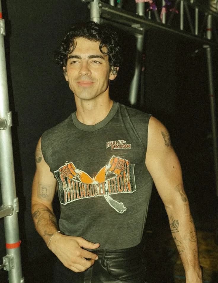 Joe jonas  thumbnail