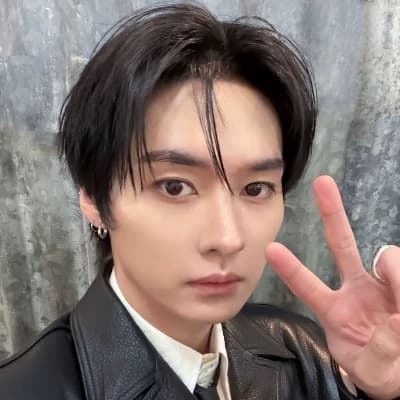 Lee Know thumbnail
