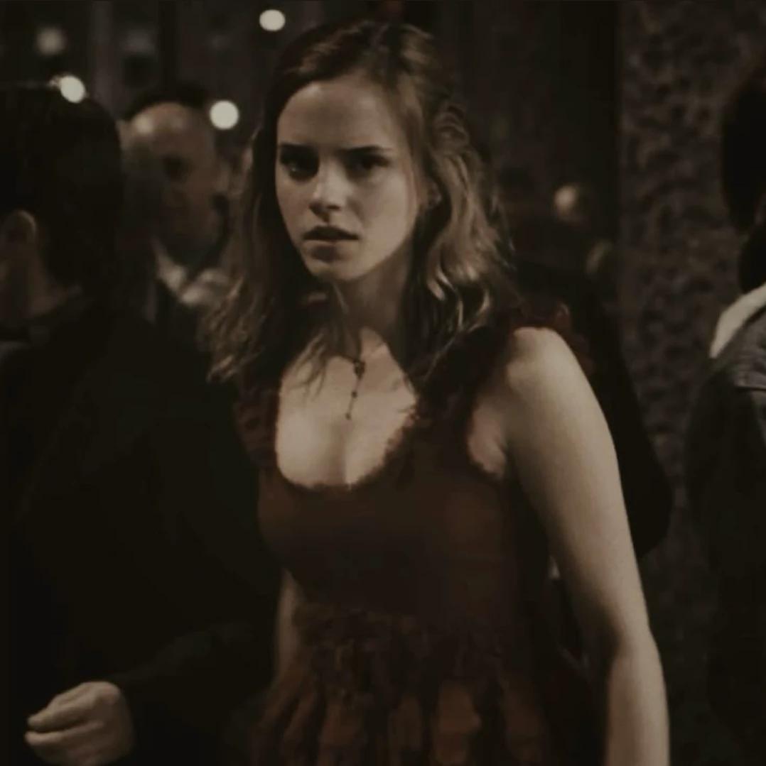Hermione  thumbnail