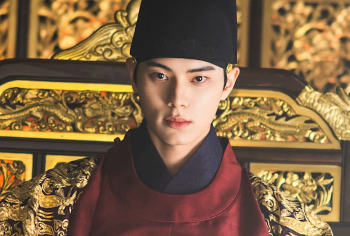 Lee Heon (King of the Joseon Dynasty) thumbnail