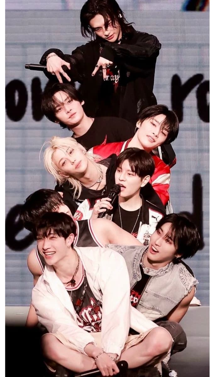 Stray kids children thumbnail