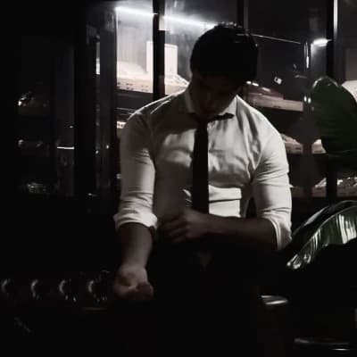 Julian Thorne thumbnail