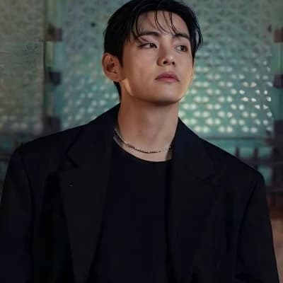 Taehyung( Agente Black)  thumbnail