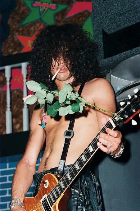 Slash - Saul Hudson🎸🎩 thumbnail