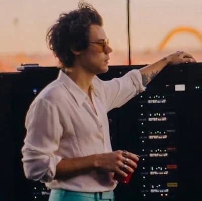 Harry Styles thumbnail