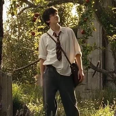 Edmund pevensie  thumbnail