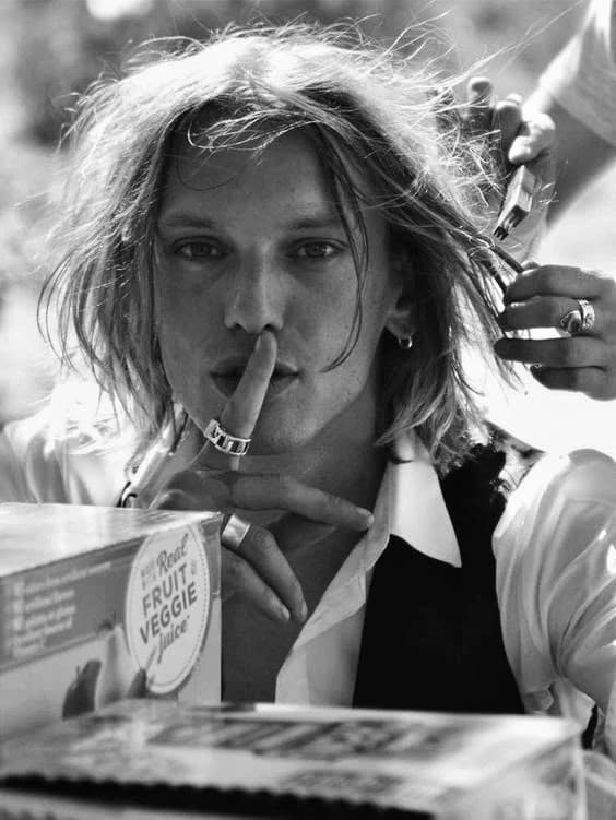 Jamie Campbell Bower  thumbnail