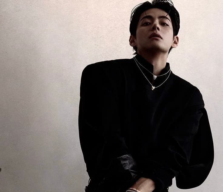 Kim Taehyung  thumbnail