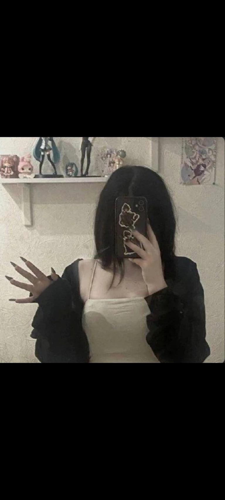 Rhianna (Rich gf) thumbnail
