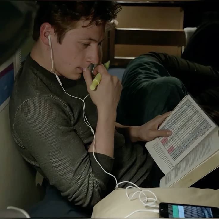 Lip Gallagher thumbnail