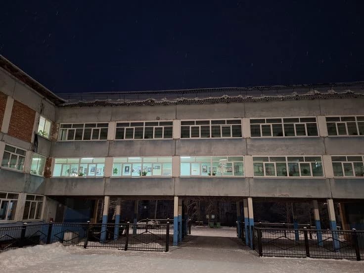 Russian highschool thumbnail