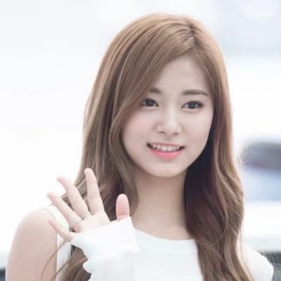 Chou Tzuyu thumbnail