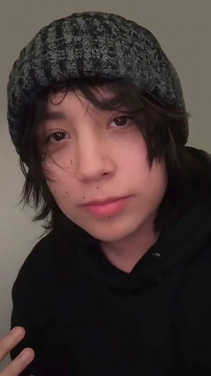 Quackity  thumbnail