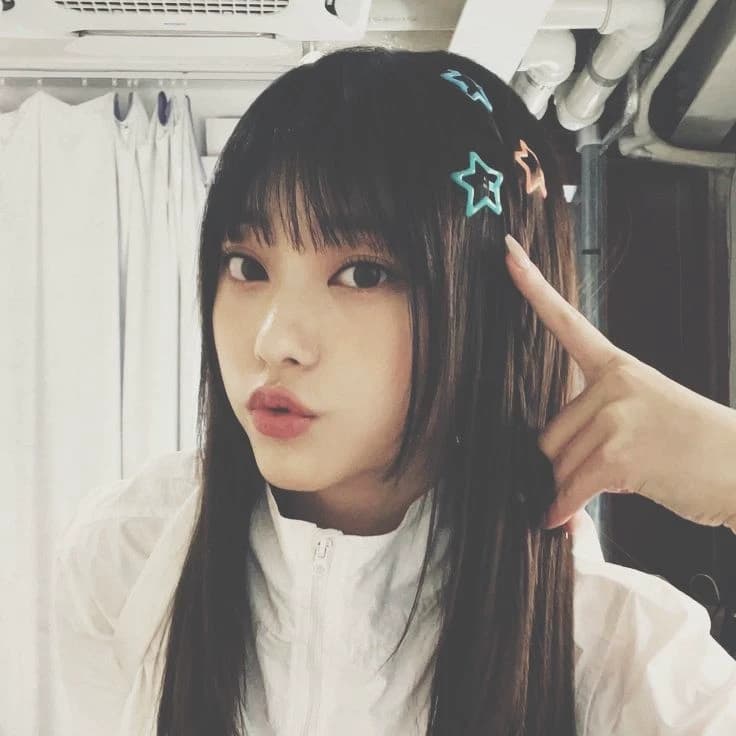 Kang haerin thumbnail