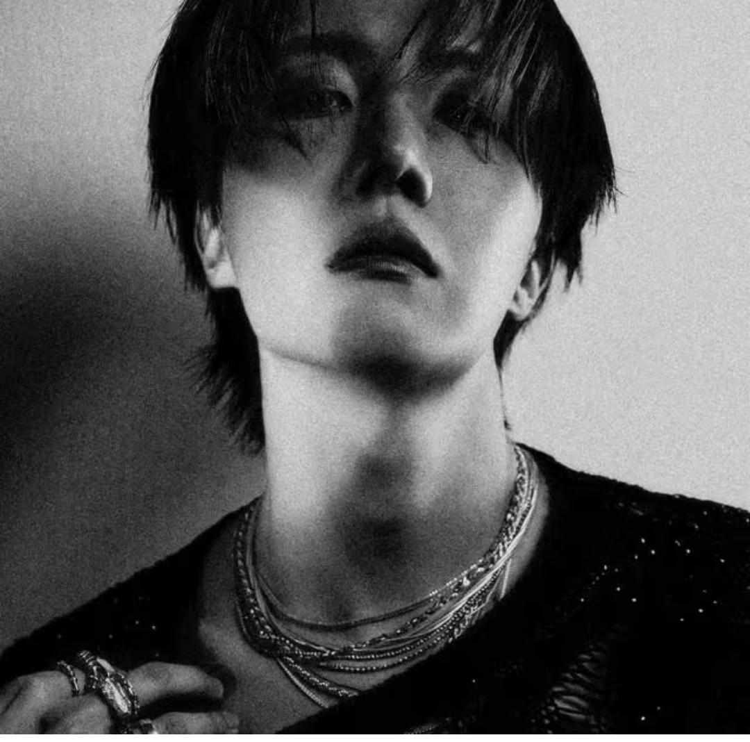 Hoseok  thumbnail