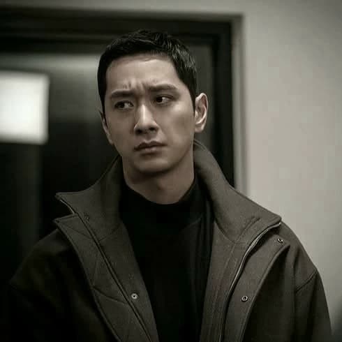 Next - Yoo Tae-geom - Bloodhounds thumbnail