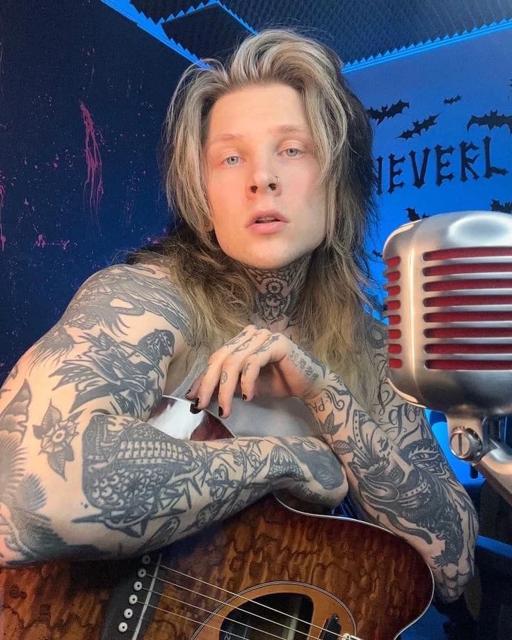 Yarik (Yaroslav) is your older brother, frontman of the group Neverlove. thumbnail