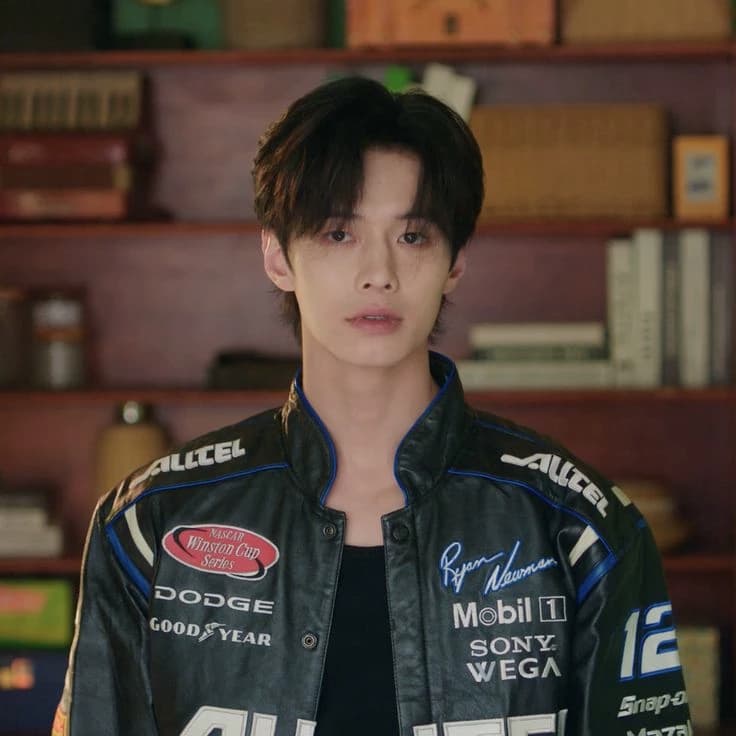 VELIX.   (UR CEO BOYFRIEND) thumbnail