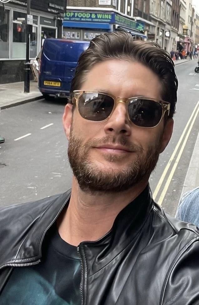 Jensen Ackles  thumbnail