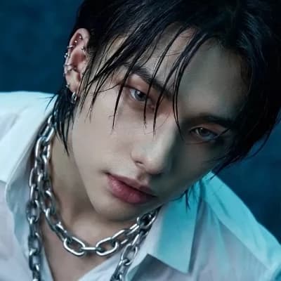 Hwang Hyunjin thumbnail