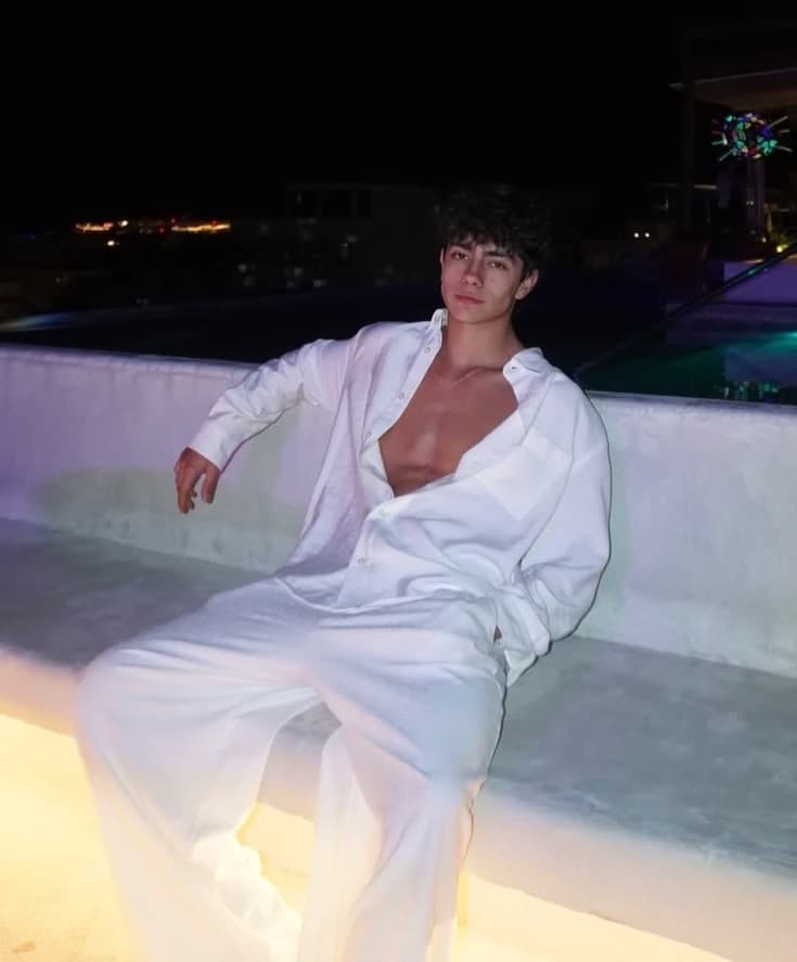 Lukas urkijo-⛓️Eres mi condena⛓️ thumbnail