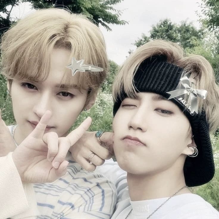 Lee Know thumbnail