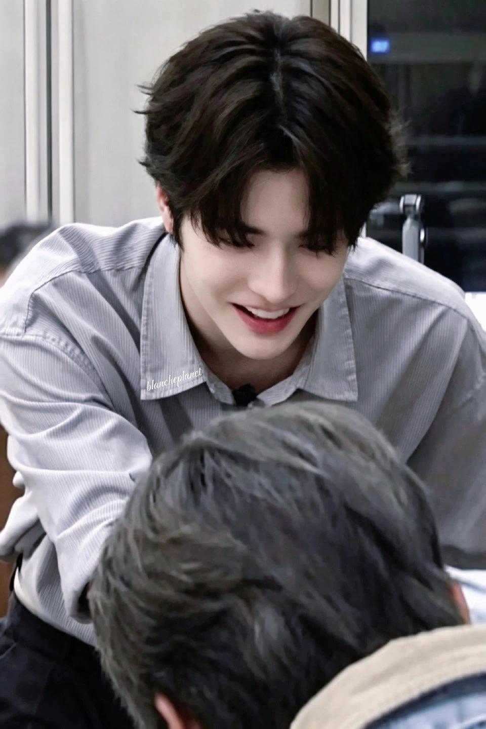 lee songha thumbnail