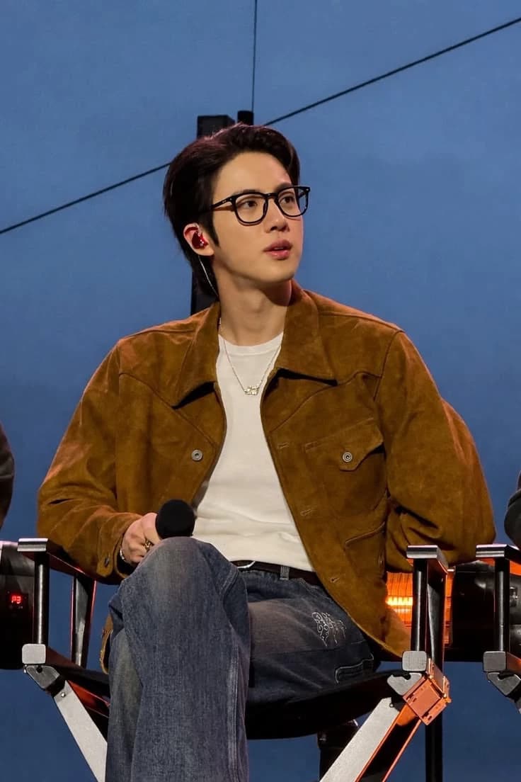 Kim SeokJin  thumbnail